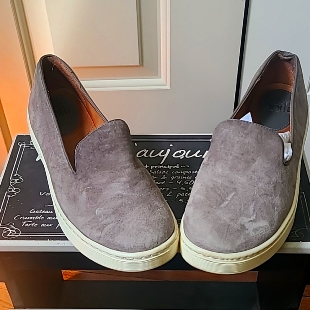 Sofft Slip on shoes